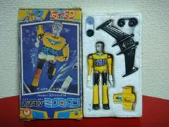 昭和当時物　タカラ　ミクロマン可動式フィギュア 黒・黄色・緑 昭和当時物 タカラ ミクロマン可動式フィギュア 黒・黄色・緑