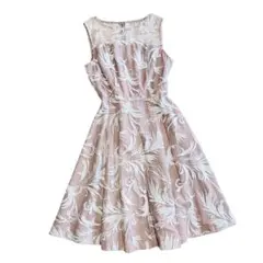 グレースコンチネンタル　フェザーチュール刺繍ワンピース　ダイアグラム　総柄