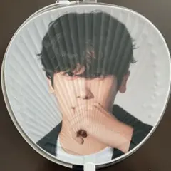 パクヒョンシク スタジャン UNIVERSIKTY 新品未開封L おまけうちわ 2025年最新】ヒョンシクうちわの人気アイテム - メルカリ