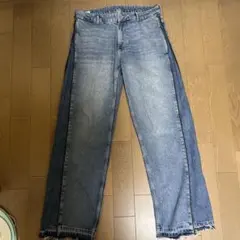 ZARAサイドジップ デニムパンツ 切りっぱなしのサムネイル