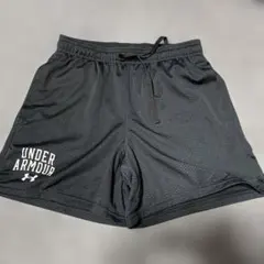 Under Armour ブラックショーツ Mサイズ