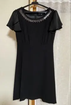 UNTITLED フリル袖ワンピース ドレス