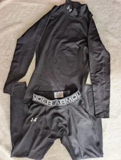 アンダーアーマー コールドギア インナーシャツ レギンス 上下セット ブラックМ