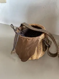 かごバッグ ベージュとブラウン