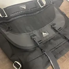 Item thumbnail for item 33fb7c67-8d8b-4fd7-b0ac-a848bdd48725