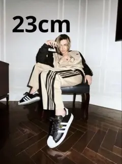 藤井風さん着用モデル　adidasスーパースター