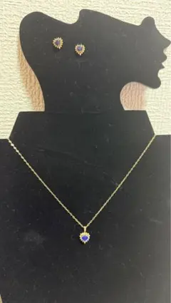 K18サファイアダイヤモンドのネックレスとイヤリングのセット