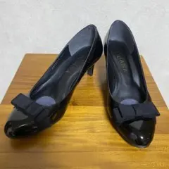 ダイアナ　ブラック　エナメルパンプス　サイズ23.5