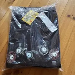 UNIQLO ポケモンスウェットシャツ　ポケモンカードゲーム　トレカデザイン新品