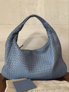 【極美品】BOTTEGA VENETA ホーボーバッグ イントレチャート　グレー 極美品】BOTTEGA VENETA ホーボーバッグ イントレチャート