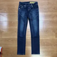 something スキニー