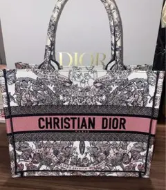 新作　限定品　クリスチャンディオール ブックトートChristian Dior