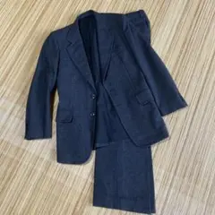昭和レトロ　ダークグレー ビジネススーツ 2ボタン