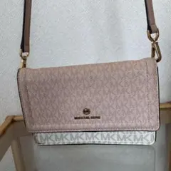 MICHAEL KORS お財布ポシェット