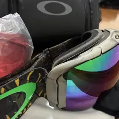 Item thumbnail for item 7b0fe1e1-3129-427a-8829-4df4f12e613c