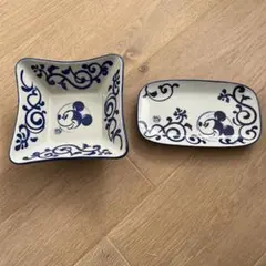 ミッキーマウス 陶器製食器セット