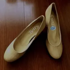 【未使用】エナメルパンプス