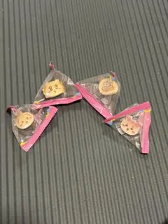 ちいかわ　ヘアクリップ4個セット