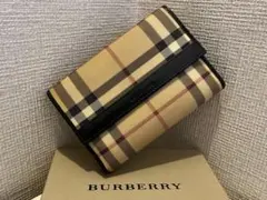 中古美品かと思います☺︎BURBERRY/バーバリーノバチェック折財布のサムネイル