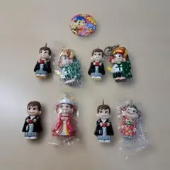 ペコちゃん&ポコちゃんキーホルダーパーツ8個&缶バッチセット