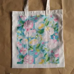 【新品・未開封】Seria 花柄トートバッグのサムネイル