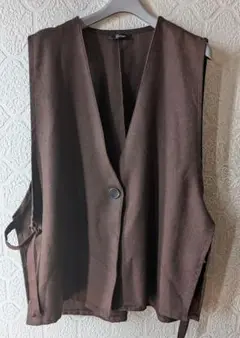 Lutique ブラウン ジレ