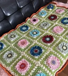 立体お花グラニースクエアブランケット 花モチーフつなぎマルチカバー