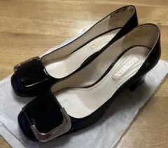 PRADA ブラックパンプス(裏張りあり)