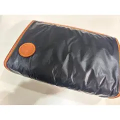 ハンティングワールド　セカンドバッグ　クラッチバッグ　ポーチ　バチュークロス　黒