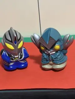ウルトラマンアグル&バルタン星人フィギュア