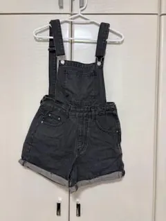 ダークグレー デニム サロペット ショートパンツ