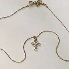 十字架 ネックレス　チェーン　ストーン　キュービックジルコニア