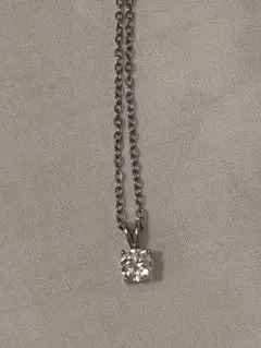 一粒ダイヤモンド風ネックレス