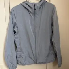 ユニクロ　ポケッタブルUVカットパーカー　レディース Mサイズ　ブルー
