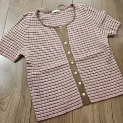 最終のお値下げ⭐フロントボタンニット　 ストライプ柄　ピンク系