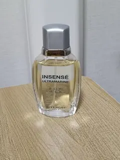 GIVENCHY ウルトラマリン ULTRAMARINE FOR HER　30のサムネイル