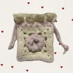 バラの巾着ポーチ　パール×ピンク　ハンドメイド　かぎ編み