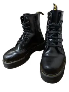 ドクターマーチン　JADON 8ホールブーツ