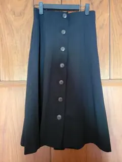 ユナイテッドアローズ　グリーンレーベル　黒　スカート　膝下丈