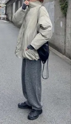 メランジニットルーズパンツ　チャコールグレー