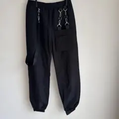 ブラックカーゴパンツ チェーン付き
