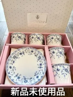 新品ORCHARD 青い花柄 ティーカップ・ソーサーセット