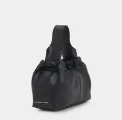 ithelicy COWLEY イザリシー カウリー 巾着 レザーバッグ です