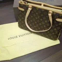 Item thumbnail for item 739320cd-436c-4ce6-afab-63f683e5aca2