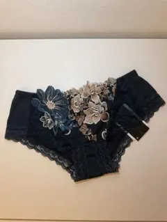WACOAL Salute 、28グループレギュラーショーツMサイズ