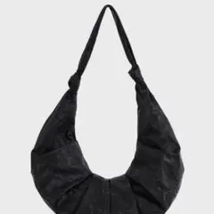 Dirty Six wrinkled crossbody bag black