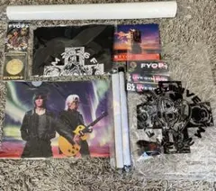 B'z FYOP+ Premium席特典一式 ポスター CD 未開封 銀テープ B'z FYOP+ Premium席特典一式 ポスター CD 未開封 銀テープ - メルカリ