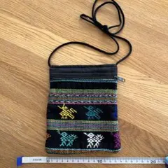 多色刺繍ポーチ 調整可能ストラップ付き