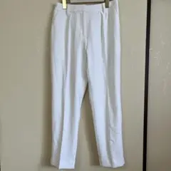新品 PLSTホワイトパンツ