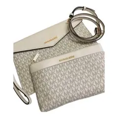 【新品未使用】マイケルコース ポーチ (インナーバッグ) × 2つ